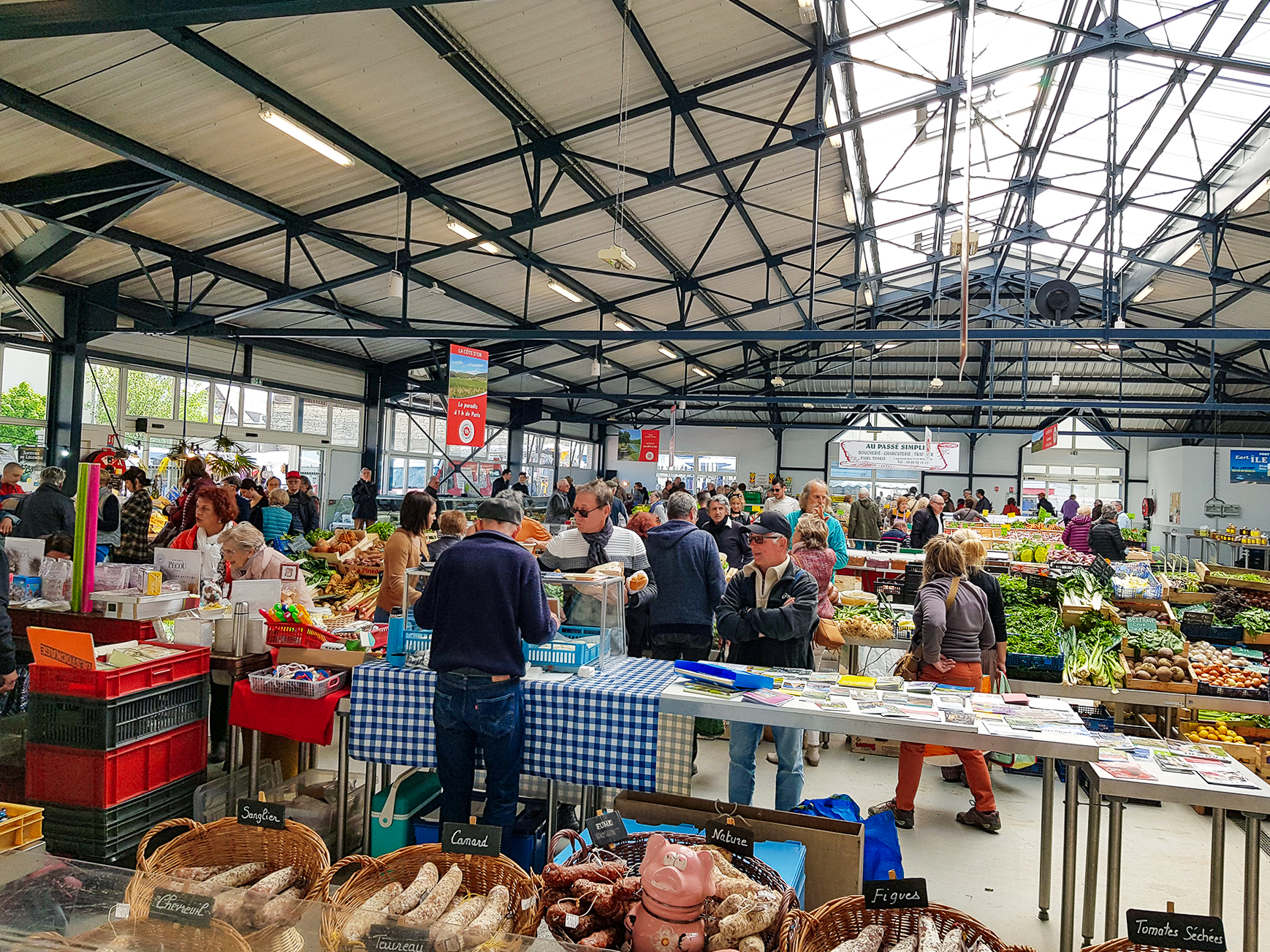 Marché hebdomadaire de Montbard Marché hebdomadaire de Montbard