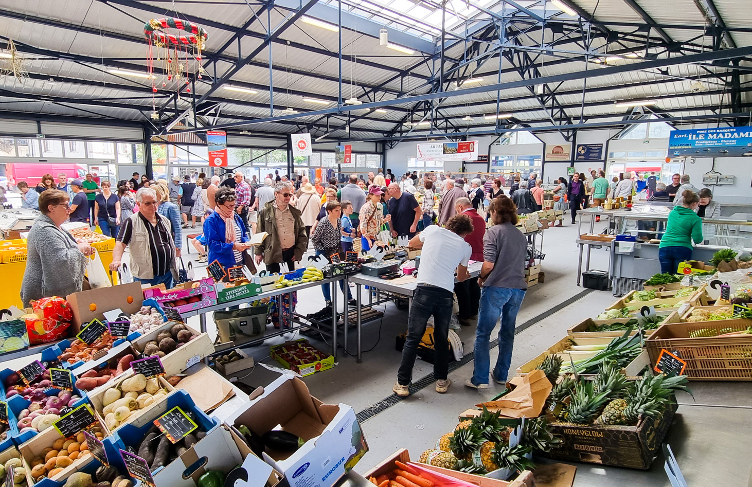 Marché hebdo Marché hebdomadaire de Montbard